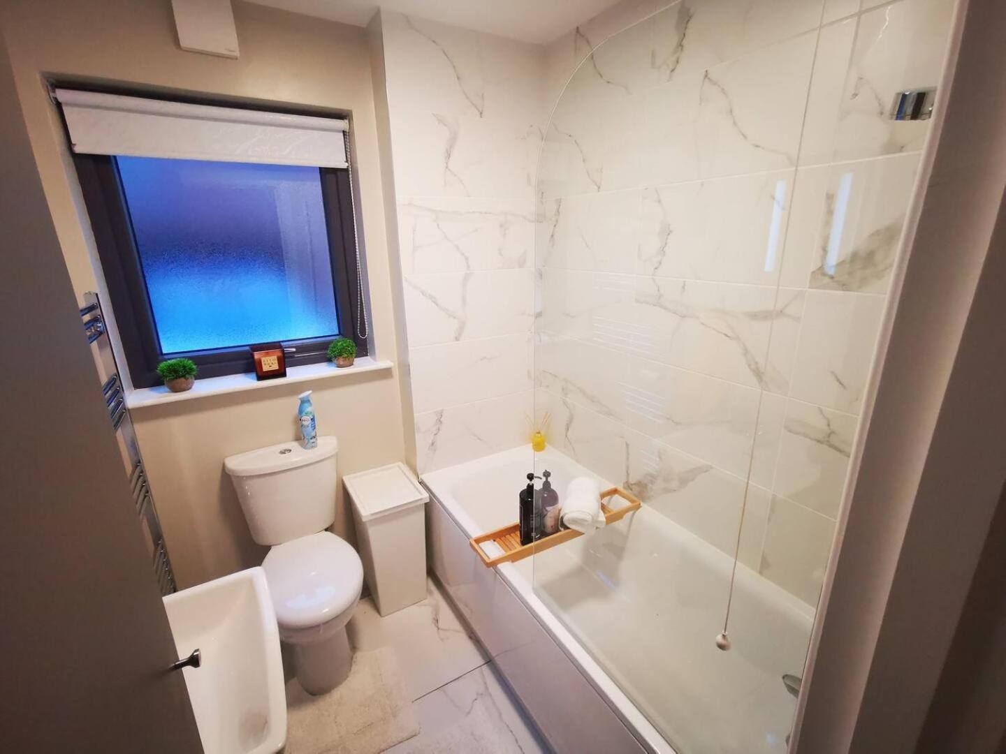 Belfast Central 2 Bedroom Luxurious Modern Stay Ngoại thất bức ảnh
