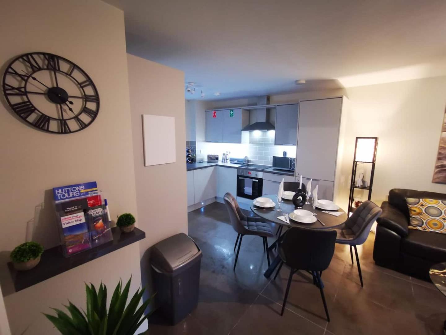 Belfast Central 2 Bedroom Luxurious Modern Stay Ngoại thất bức ảnh